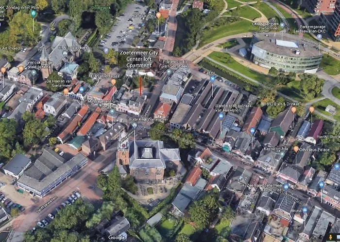 Center Loft 祖特尔梅尔